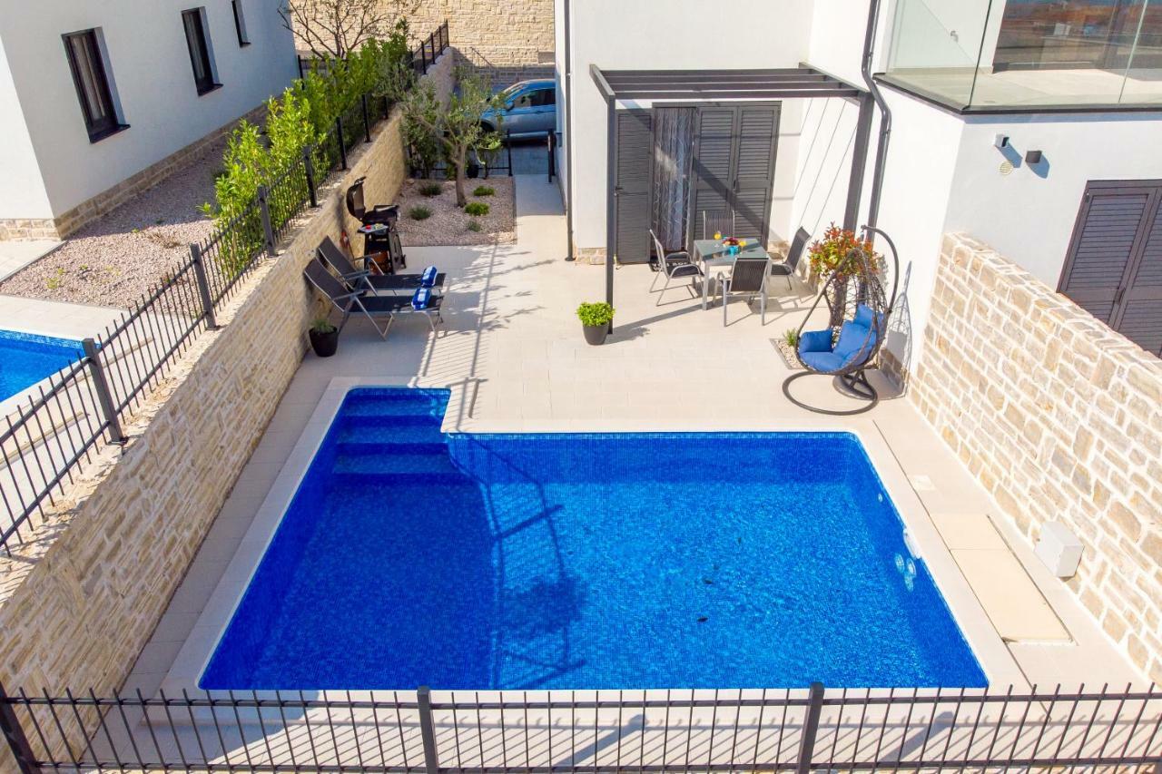 מורטר Luxury Apartment Joo & Joo מראה חיצוני תמונה